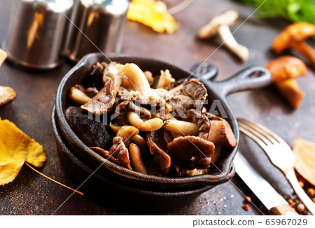 fried mushroom fried mushroom 65967029