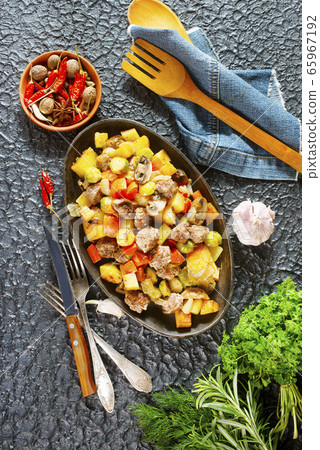 vegetabkes with meatballs vegetabkes with meatballs 65967192