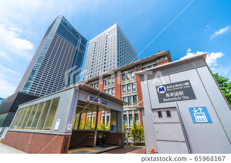可以欣賞Bashamichi車站景觀的日本橫濱城市景觀(橫濱第二政府大樓和大廈大廈) 可以欣賞Bashamichi車站景觀的日本橫濱城市景觀(橫濱第二政府大樓和大廈大廈) 65968167