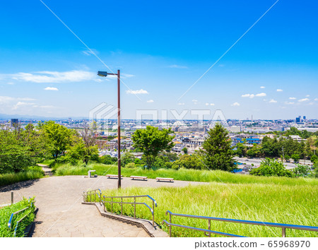 Residential area to see from the green hill 65968970