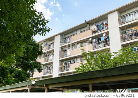 Scenery of the housing complex in Kasukabe, Kasukabe, Saitama, Japan Scenery of the housing complex in Kasukabe, Kasukabe, Saitama, Japan 65969221