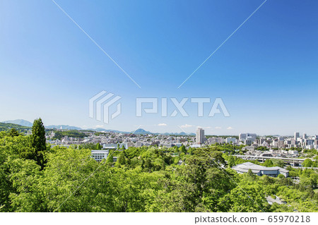 A view of Sendai City, Statue of Equestrian Date Masamune, Aoba Castle Ruins A view of Sendai City, Statue of Equestrian Date Masamune, Aoba Castle Ruins 65970218