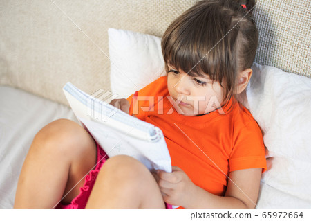 Little brown hair girl with brown eyes. 3 years Little brown hair girl with brown eyes. 3 years 65972664