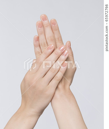 Hand care that is essential every day Self-hand care that you want to make a daily habit Clean hands Hand care that is essential every day Self-hand care that you want to make a daily habit Clean hands 65972766