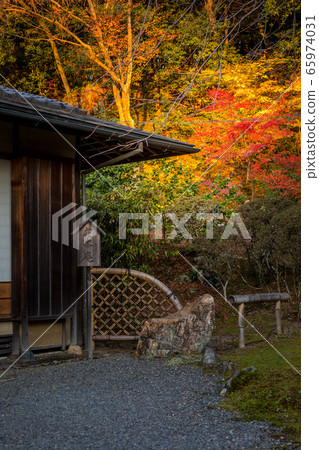 金開光明寺的秋天，茶室“花amine” 65974031