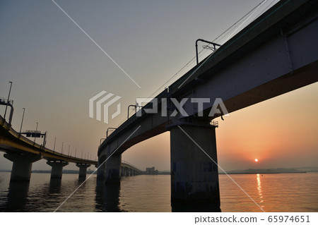 Sunrise scenery Sunrise scenery 65974651