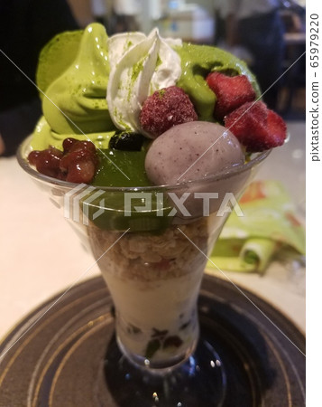Matcha parfait at a famous store in Kyoto 65979220