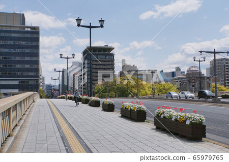 Atomic Bomb Dome and Aioi Bridge 65979765