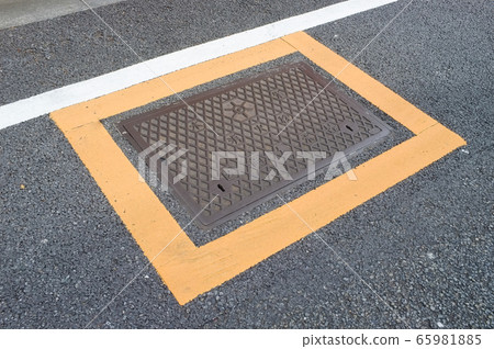 Fire hydrant 65981885