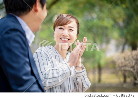  休閒商務員工 65982372