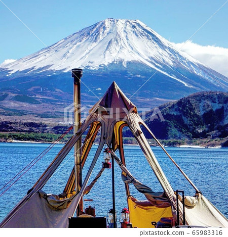 Lake Motosu Mount Fuji Camp 65983316