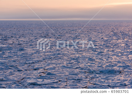 流冰/增浦 流冰/增浦 65983701