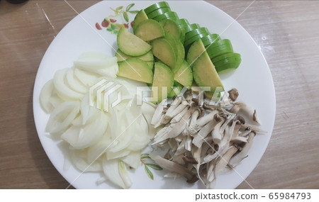 烹飪原料 烹飪原料 65984793
