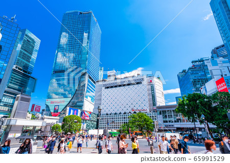 Tokyo Shibuya scramble intersection 65991529