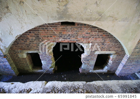 Takeno City, Hiroshima Prefecture Okunoshima Northern Battery Tunnel 65991845