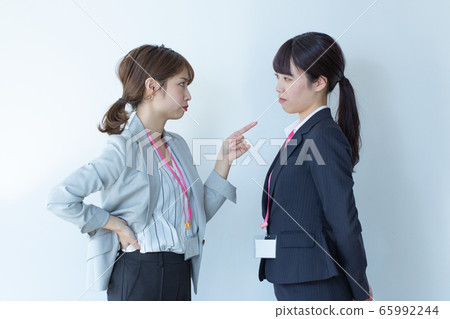 關心的女人 關心的女人 65992244
