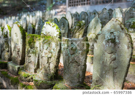 Shiojiri City, Niizo Jizo at Naraijuku Shiojiri City, Niizo Jizo at Naraijuku 65997386