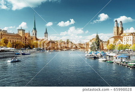 Zurich city center with famous Fraumunster, 65998028