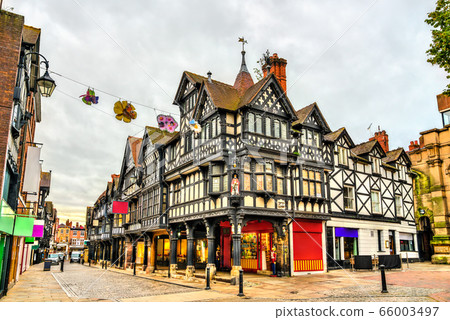 Traditional Tudor English style houses in Chester, England Traditional Tudor English style houses in Chester, England 66003497