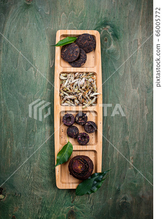 Different pressed Chinese pu-erh tea Different pressed Chinese pu-erh tea 66005772