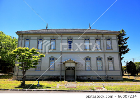 Former Yonezawa High School of Engineering Main Building Former Yonezawa High School of Engineering Main Building 66007234