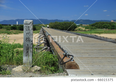 洗淨23次後的``上橋橋''(俗稱:京都府八ata市長橋) 洗淨23次後的``上橋橋''(俗稱:京都府八ata市長橋) 66015375