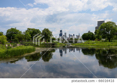 Lincoln Park, Chicago, Illinois, United States Lincoln Park, Chicago, Illinois, United States 66016418