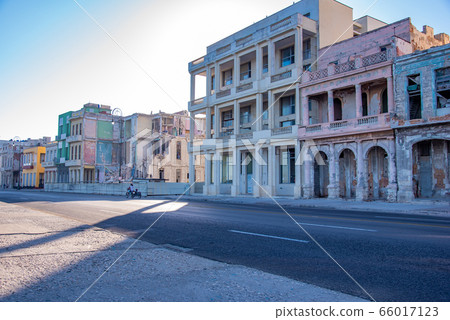 古巴哈瓦那馬勒孔街 66017123