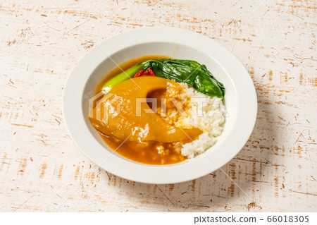 Chinese cuisine Shark fin simmered 66018305