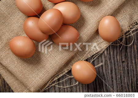 Fresh eggs on wooden table, Chicken Egg Fresh eggs on wooden table, Chicken Egg 66018803