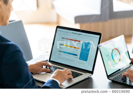 business, laptop, using laptop 66019890