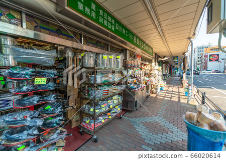 Cityscape of Tokyo Kappabashi Dougu Street Scenery 66020614
