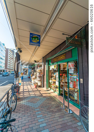 Cityscape of Tokyo Kappabashi Dougu Street Scenery 66020616