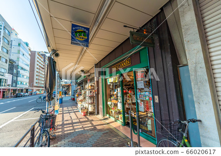 Cityscape of Tokyo Kappabashi Dougu Street Scenery 66020617