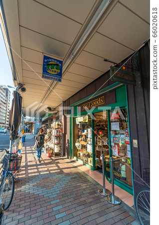 Cityscape of Tokyo Kappabashi Dougu Street Scenery 66020618