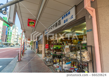 Cityscape of Tokyo Kappabashi Dougu Street Scenery 66020624