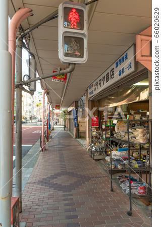 Cityscape of Tokyo Kappabashi Dougu Street Scenery 66020629