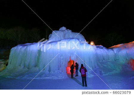 Hokkaido Winter Sounkyo Onsen Icefall Festival 66023079