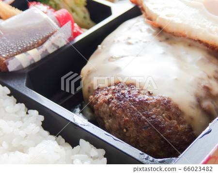 漢堡包午餐 66023482