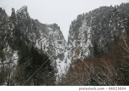 Hokkaido Winter Sounkyo Daisetsuzan National Park 66023604