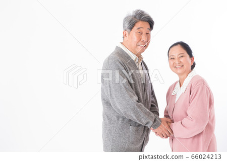 Senior couple lifestyle second life 66024213