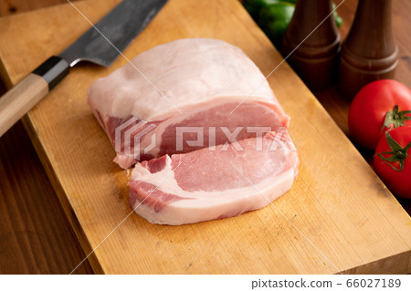Cut pork loin Cut pork loin 66027189
