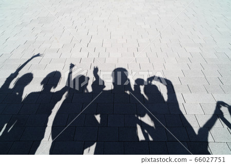 Silhouette family Silhouette family 66027751