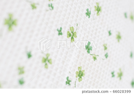 Clover Clover 66028399