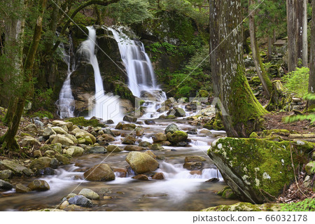 Mimuro Waterfall(兵庫縣Shi石市) Mimuro Waterfall(兵庫縣Shi石市) 66032178