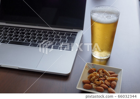  電腦和啤酒 66032344