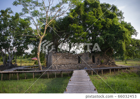 Public Ancient golden buddha statue in church, Public Ancient golden buddha statue in church, 66032453