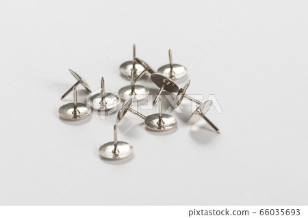 Metal Thumb Tacks 66035693