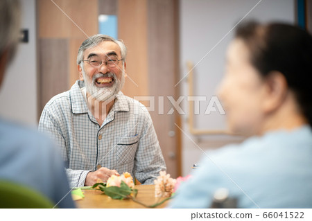 養老院高級聊天 66041522