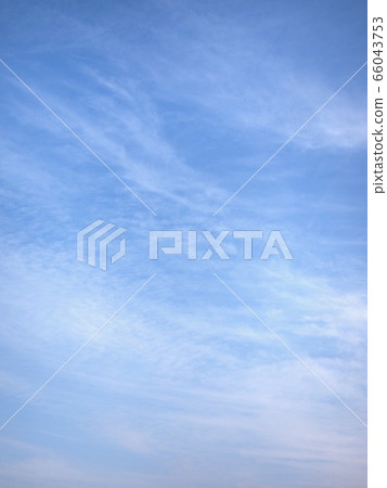 Blue sky and white clouds 66043753